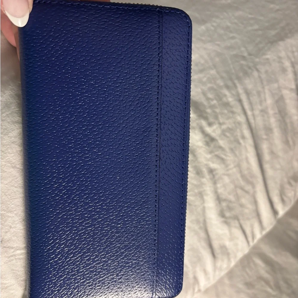 Kate Spade Zip Around Wallet - Picture 3 of 7